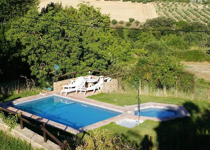 Charming In With Pool *