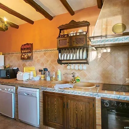 Charming In With Pool *