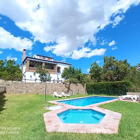Villa Charming In With Pool *