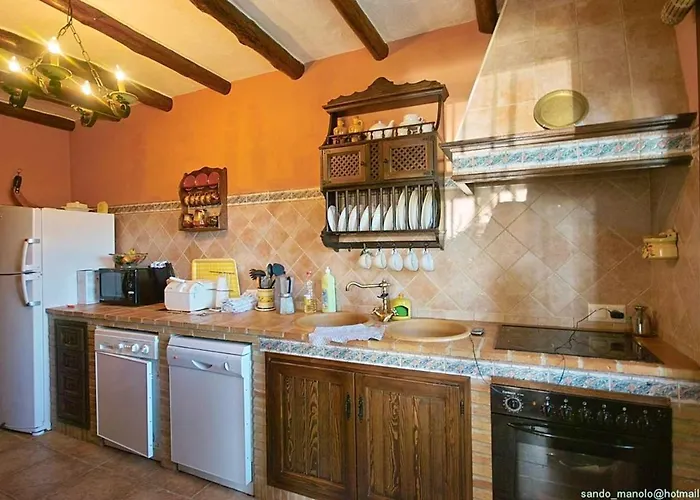 Charming In With Pool *